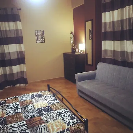 Bed and breakfast The Dionysos 2*