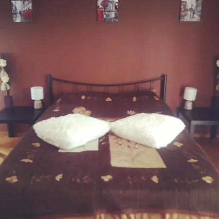 Bed and breakfast The Dionysos 2*